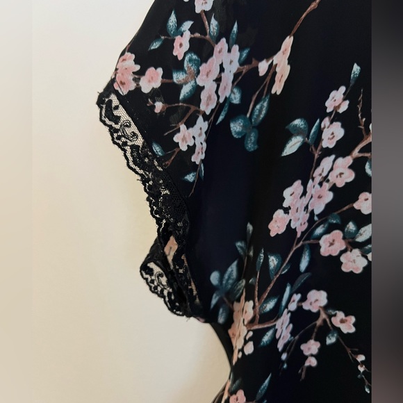 Zara Short Sleeve Top (Black floral with lace detail) Size S - Picture 4 of 6